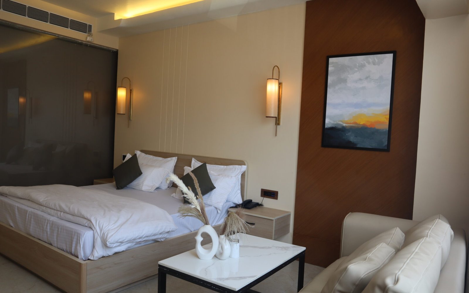 Modern Hospitality Rooms